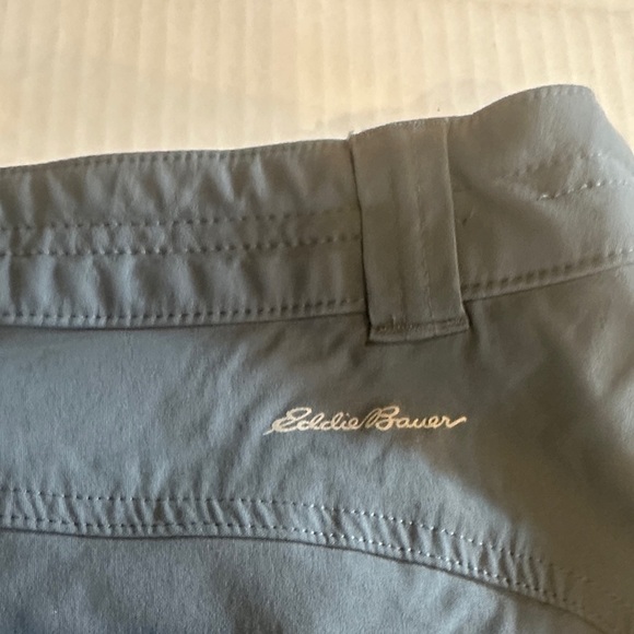 Eddie Bauer light blue capri lightweight fabric with bungee cord tabs zipper - Picture 8 of 11